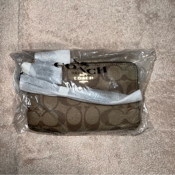 NWT Double Corner Zip Wristlet In Signature Canvas - Picture 3 of 8